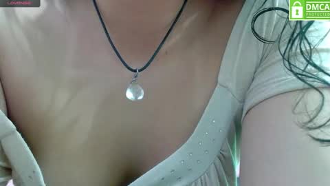 Snapshot of vainilla_cam chatting on March 1, 2:37 am Vainilla online show from March 1, 2:37 am
