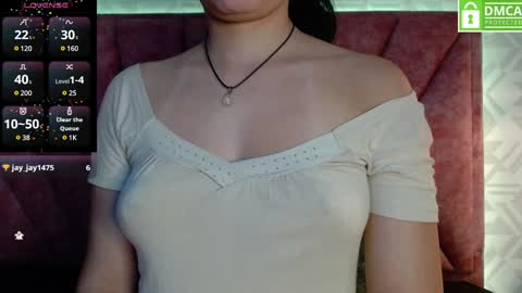 Snapshot of vainilla_cam chatting on January 31, 2:26 am Vainilla online show from January 31, 2:26 am