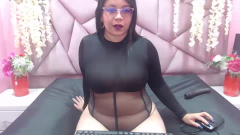 vaioleth_addams online show from February 1, 2:26 am