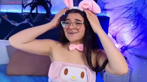 Tifanny  online show from October 22, 8:14 pm