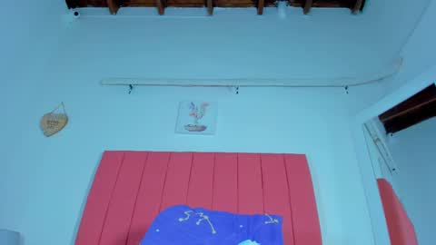 Snapshot of valen_rose0 chatting on February 21, 12:06 pm VALENTINA 3 online show from February 21, 12:06 pm