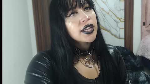 valen_ross7 online show from March 12, 5:59 pm