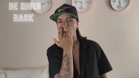 Liam smith online show from December 3, 12:29 pm