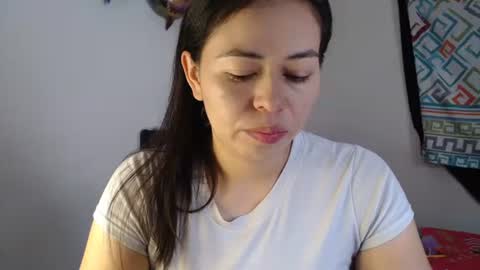 Snapshot of valentina_nappi96 chatting on January 20, 3:50 pm VALE online show from January 20, 3:50 pm