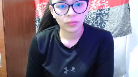 Snapshot of valentina_nappi96 chatting on March 9, 10:08 pm VALE online show from March 9, 10:08 pm
