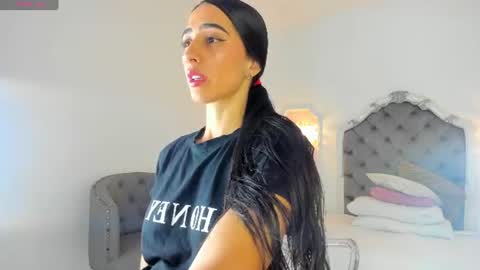 Valentina  online show from June 11, 12:13 pm
