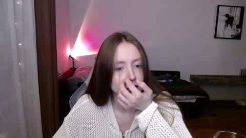 Snapshot of valents_cherry chatting on September 15, 4:47 pm Valentina online show from September 15, 4:47 pm