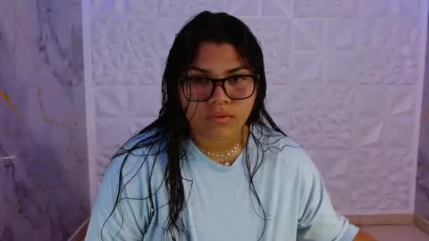 valeri_harpers4 online show from July 21, 6:52 pm