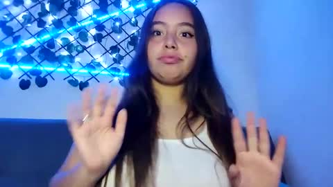 Snapshot of valeria_cherry chatting on March 4, 5:53 am valeria online show from March 4, 5:53 am