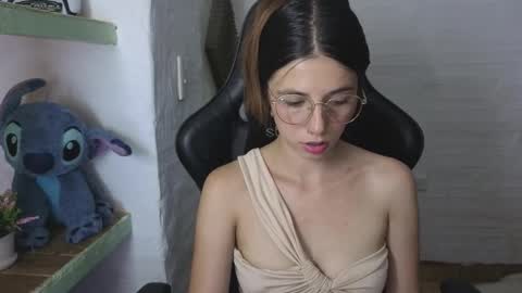   online show from March 14, 11:28 pm