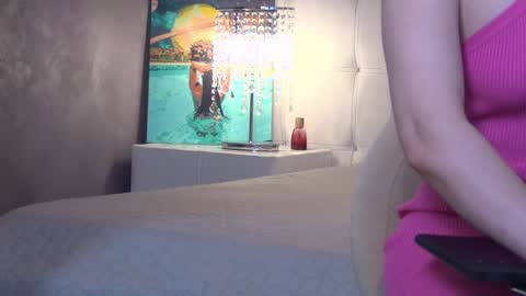 Valerie online show from April 30, 11:37 am