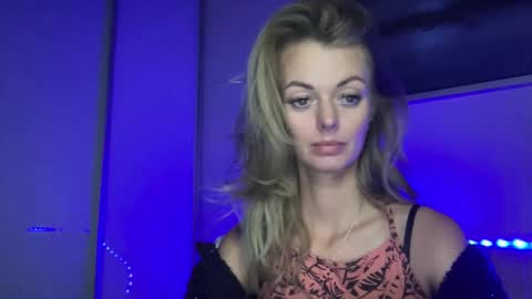 Valerie  online show from January 2, 6:23 pm