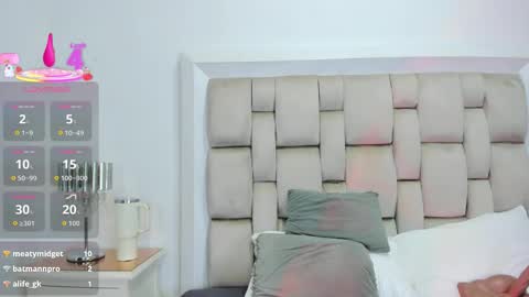 Valerie online show from February 13, 9:38 pm