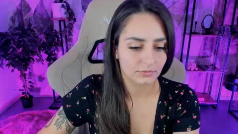 Snapshot of valeriiemills chatting on September 27, 3:52 pm Valerie online show from September 27, 3:52 pm