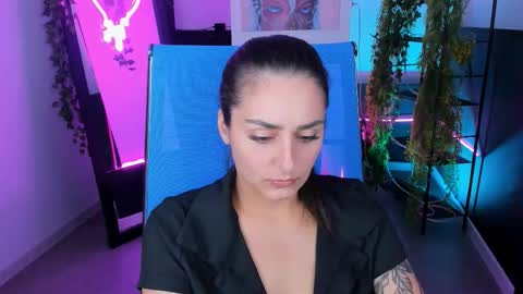 Snapshot of valeriiemills chatting on September 10, 3:01 pm Valerie online show from September 10, 3:01 pm