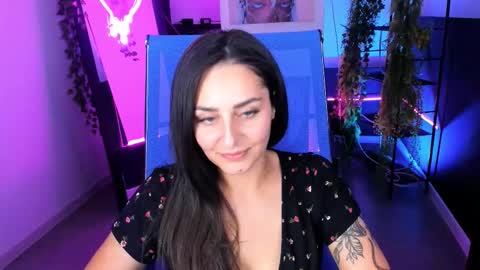 Snapshot of valeriiemills chatting on September 15, 3:42 pm Valerie online show from September 15, 3:42 pm