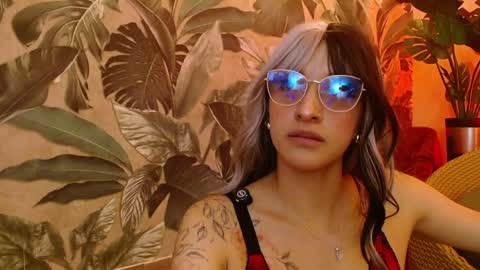 valery_blush online show from June 5, 9:10 pm