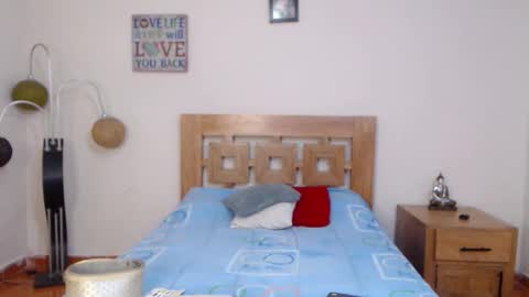 Snapshot of valesantodomingo chatting on September 15, 10:17 pm Sofia online show from September 15, 10:17 pm