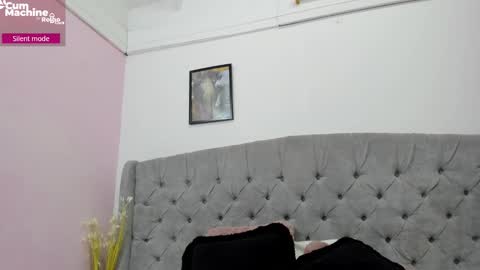 Snapshot of valesskahall chatting on October 15, 12:19 pm Valesskahall online show from October 15, 12:19 pm