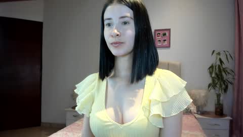 Macarena online show from November 5, 3:34 am