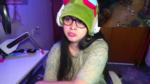 Im Violet online show from January 23, 11:48 pm