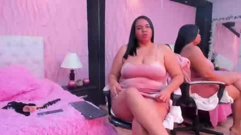 Snapshot of valrery_roussex chatting on March 5, 10:01 pm Valery online show from March 5, 10:01 pm