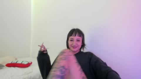 Babi Alu online show from April 26, 1:42 pm