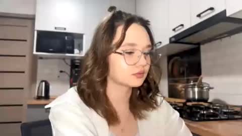 Velma online show from March 17, 1:26 pm