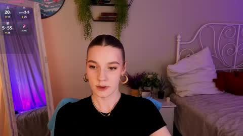 Vanessa online show from May 4, 4:00 pm