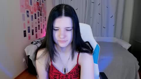 Snapshot of vanessa_brills chatting on March 3, 4:54 am Vanessa online show from March 3, 4:54 am