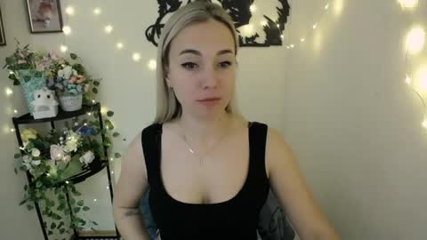 Vanessa online show from May 14, 9:37 am
