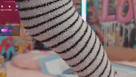 Snapshot of vanessa_love chatting on December 30, 4:07 pm Vanessa online show from December 30, 4:07 pm