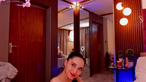 Vanessa Diamond online show from February 21, 7:09 am