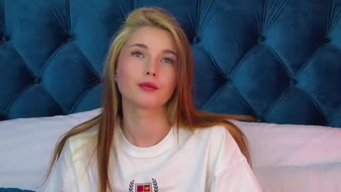 Vanessa online show from April 29, 9:12 am