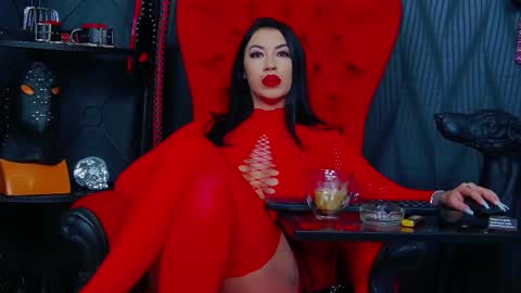 Snapshot of vanessamorningstar1 chatting on February 19, 1:39 pm Miss Vanessa online show from February 19, 1:39 pm