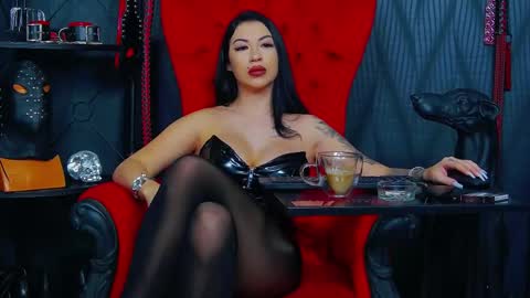 Snapshot of vanessamorningstar1 chatting on February 17, 1:22 pm Miss Vanessa online show from February 17, 1:22 pm