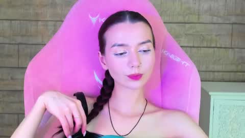 VanessaVienne online show from June 14, 2:24 am
