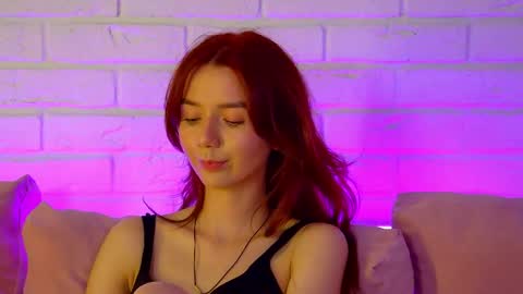 VanessaVienne online show from May 8, 4:21 pm