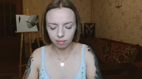 Snapshot of vanillamuffin chatting on September 16, 6:21 am VanillaMuffin online show from September 16, 6:21 am