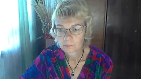 Vanillaxcreamy online show from September 27, 10:00 am