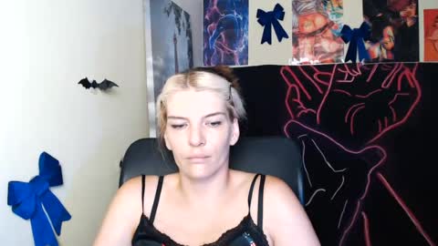 Vanessa online show from August 3, 6:39 am