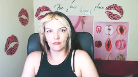 Vanessa online show from June 26, 7:09 am