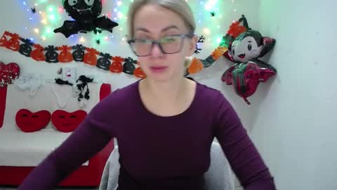 Snapshot of vasilisasii chatting on October 22, 5:23 am Vasilisa online show from October 22, 5:23 am