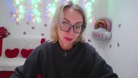 Snapshot of vasilisasii chatting on October 5, 5:01 am Vasilisa online show from October 5, 5:01 am