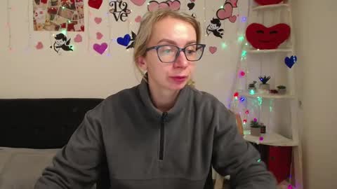 Snapshot of vasilisasii chatting on March 12, 6:07 am Vasilisa online show from March 12, 6:07 am