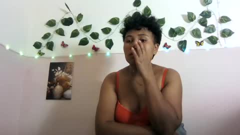 Vayannah online show from July 3, 8:53 am