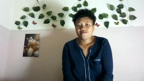 Vayannah online show from June 29, 1:11 pm