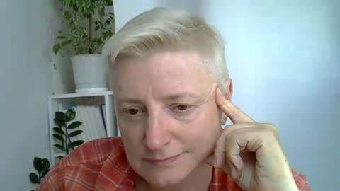 vea_motty online show from July 26, 12:57 pm