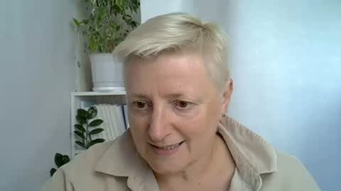 vea_motty online show from August 2, 1:36 pm