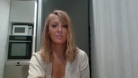 Snapshot of veessa chatting on September 27, 6:15 pm Veessa online show from September 27, 6:15 pm